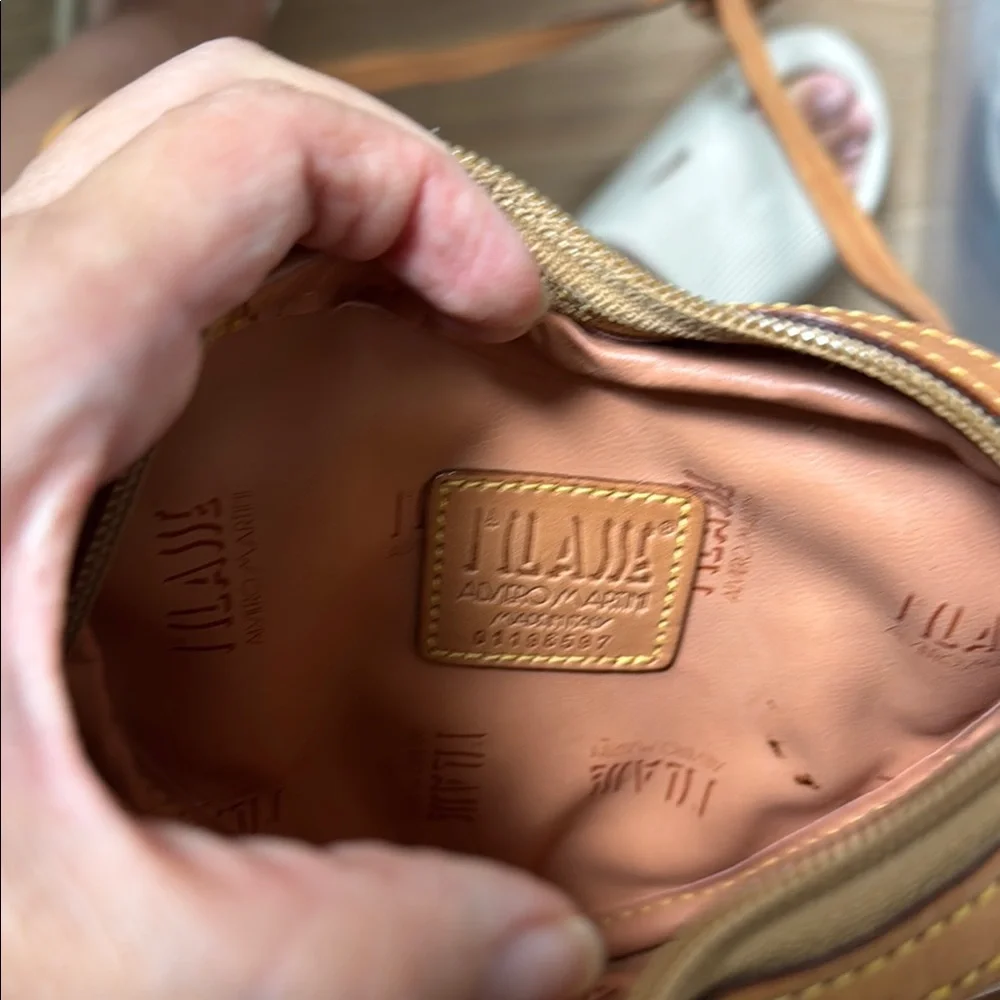 Vintage rare Alviero martini Heart-Shaped Map Print Crossbody Bag - Picture 4 of 9